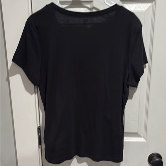 Tommy Hilfiger Women's Black V-Neck Top - Picture 7 of 7